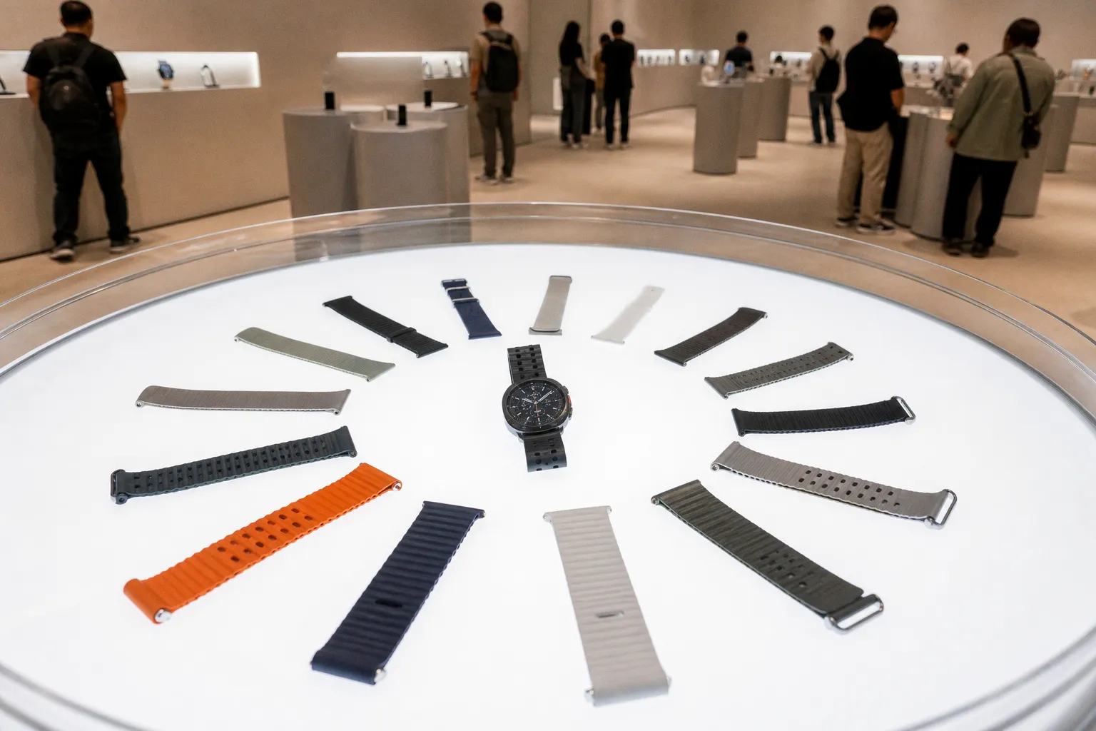 Samsung Galaxy Watch Ultra 2 Specs Leak: Snapdragon Chip and 800mAh Battery